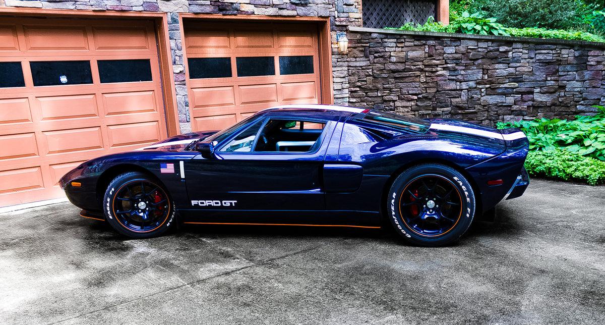 2005 Ford GT