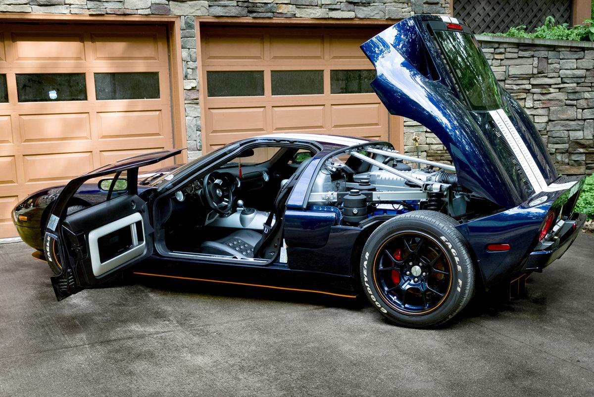 2005 Ford GT