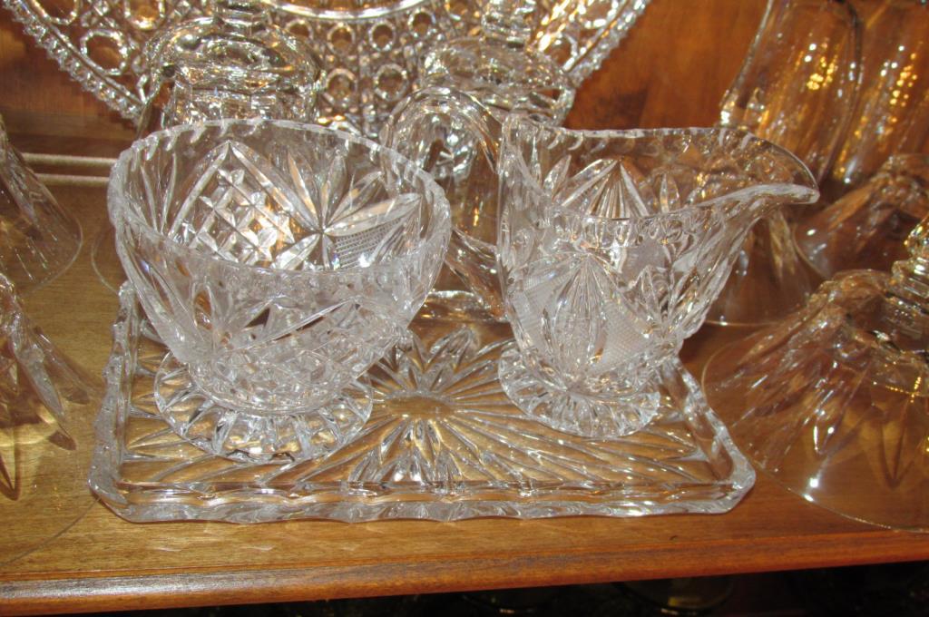 Glassware & Serving Pieces