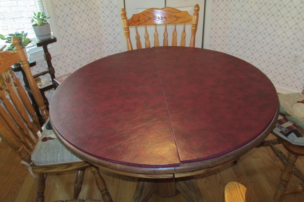 Country Style Kitchen Table With Chairs