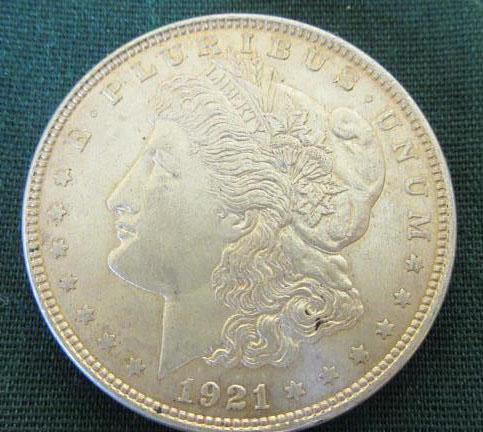 1921 Morgan Silver Dollar - M