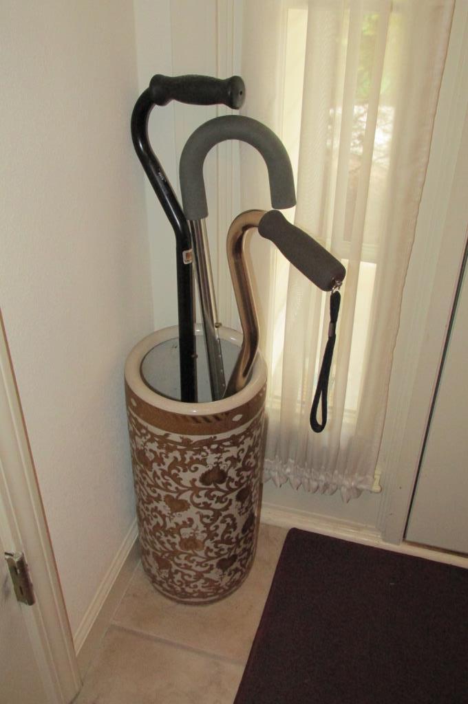 Ceramic Umbrella Stand With (3) Canes  - M