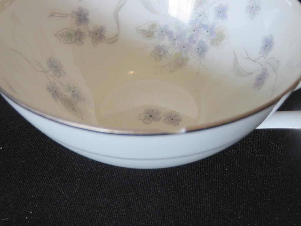 63-Piece Noritake "Suzette" China Set - DR