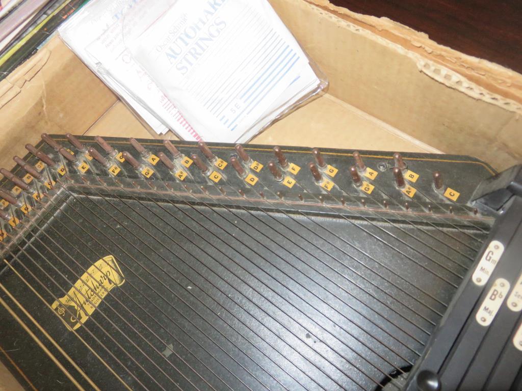 Antique Oscar Schmidt International Autoharp - DR