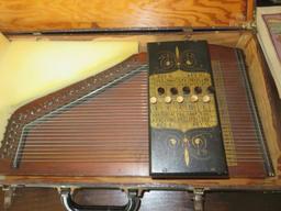 Antique Autoharp - DR