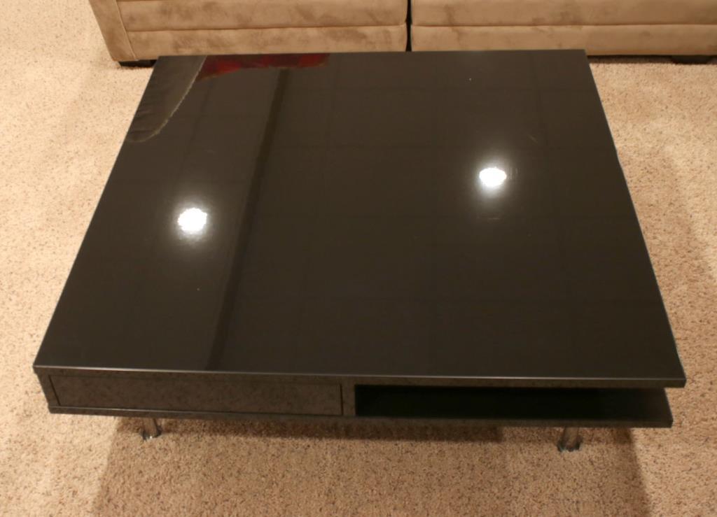 Black High Gloss Coffee Table - B