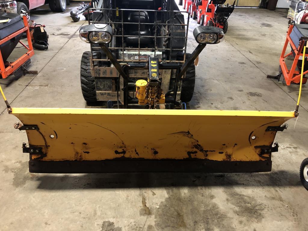 Meyer Snow Plow With Hook-Up & Lights