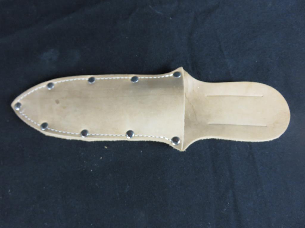 R. Murphy Knife With Sheath