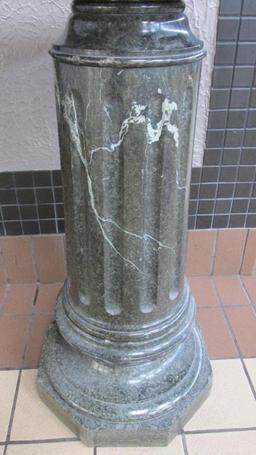 Large Marble Pedestal - L