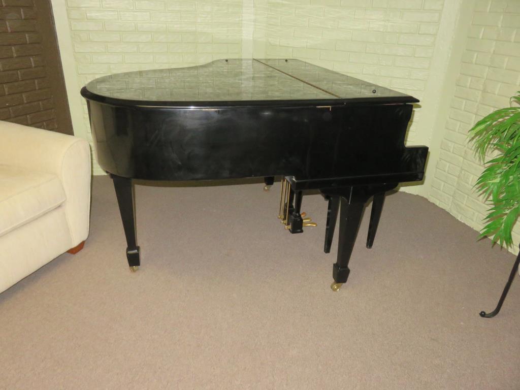 Brambach Baby Grand Piano - B