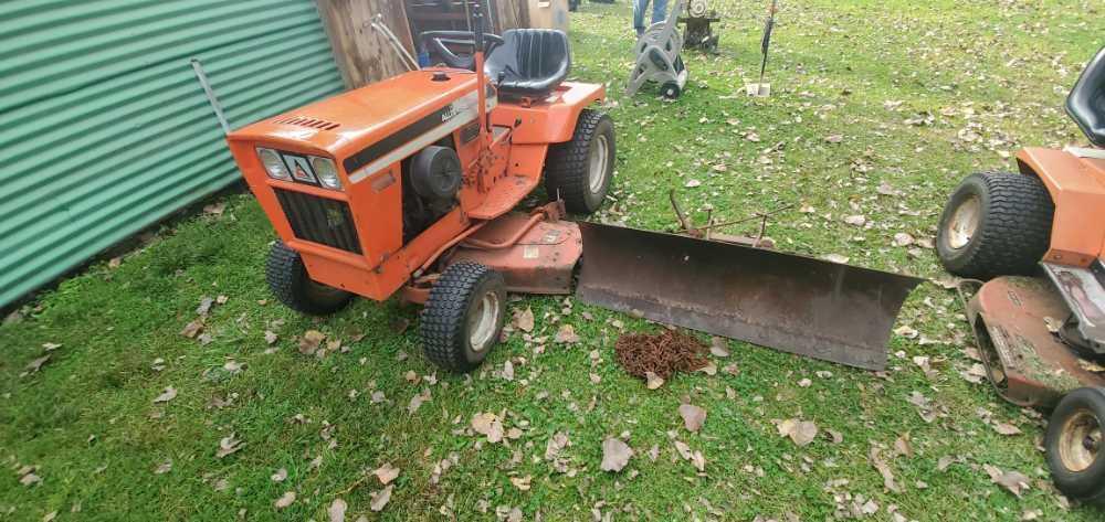 Allis-Chambers 916 Hydro Riding Mower with Snow Plow