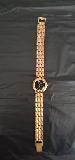 K - Lot of Women's Watches with Ring