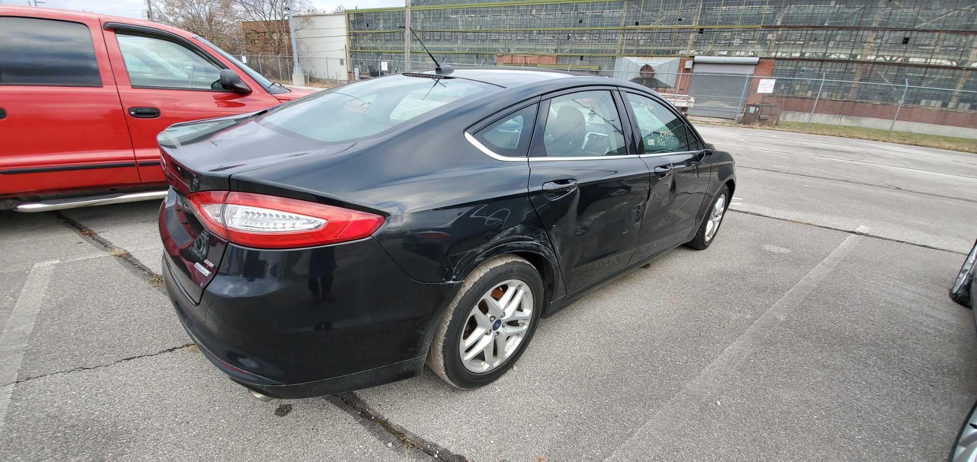 2013 Black Ford Fusion