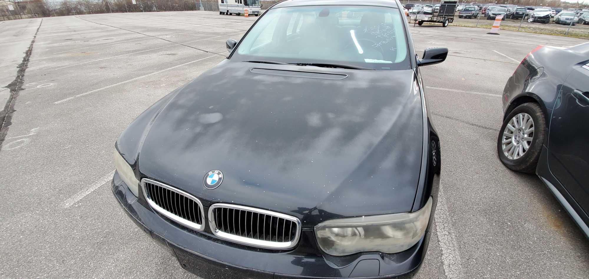 2003 Black BMW 745