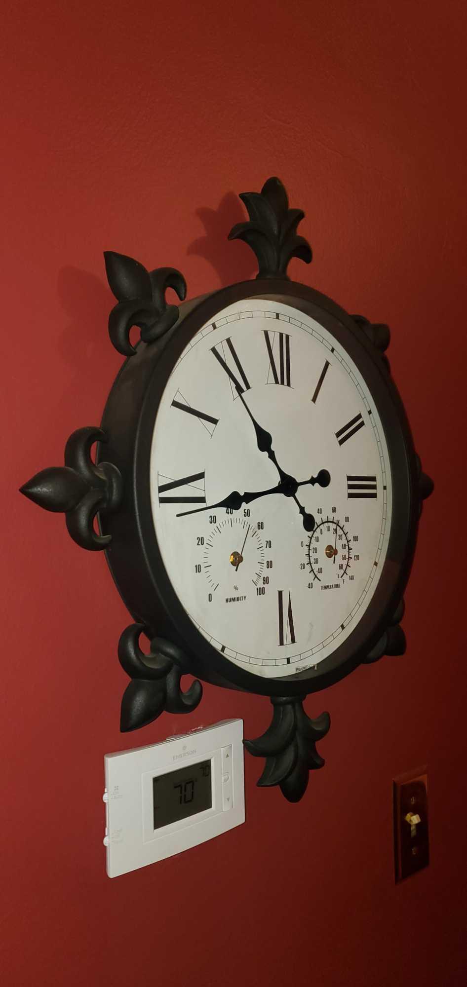 H- Wall Clock