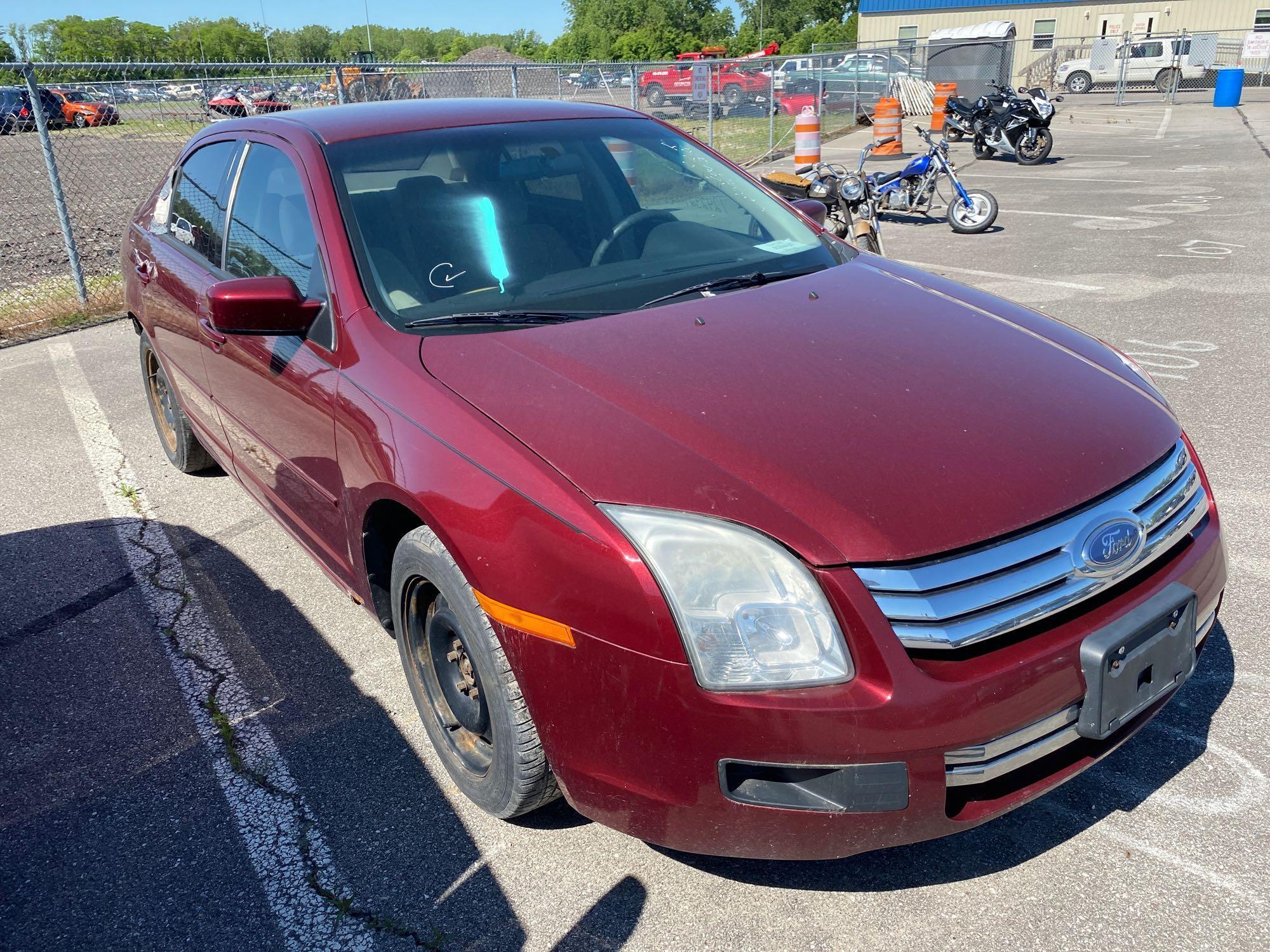 2006 Maroon Ford Fusion