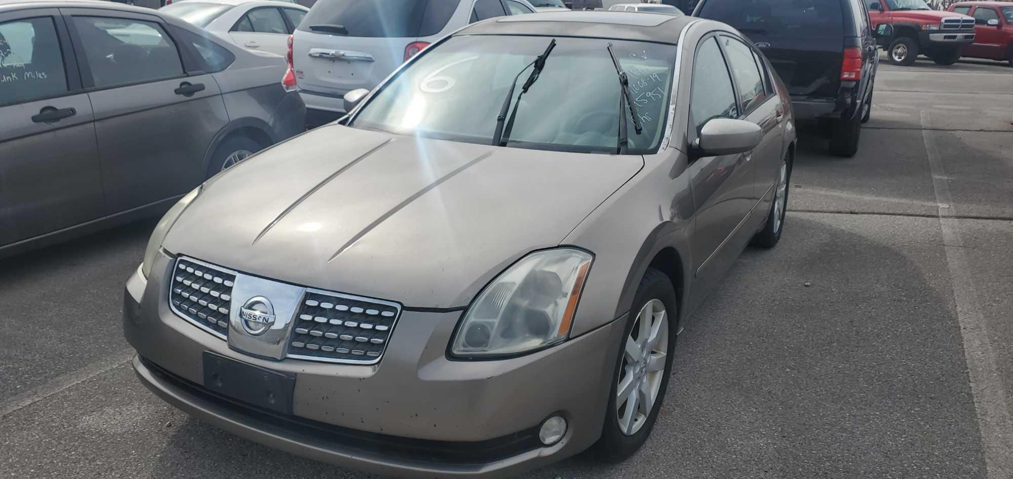 2005 Gold Nissan Maxima