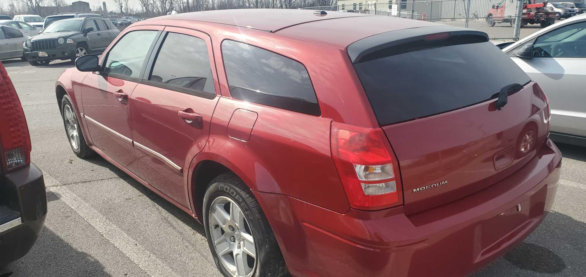 2006 Red Dodge Magnum