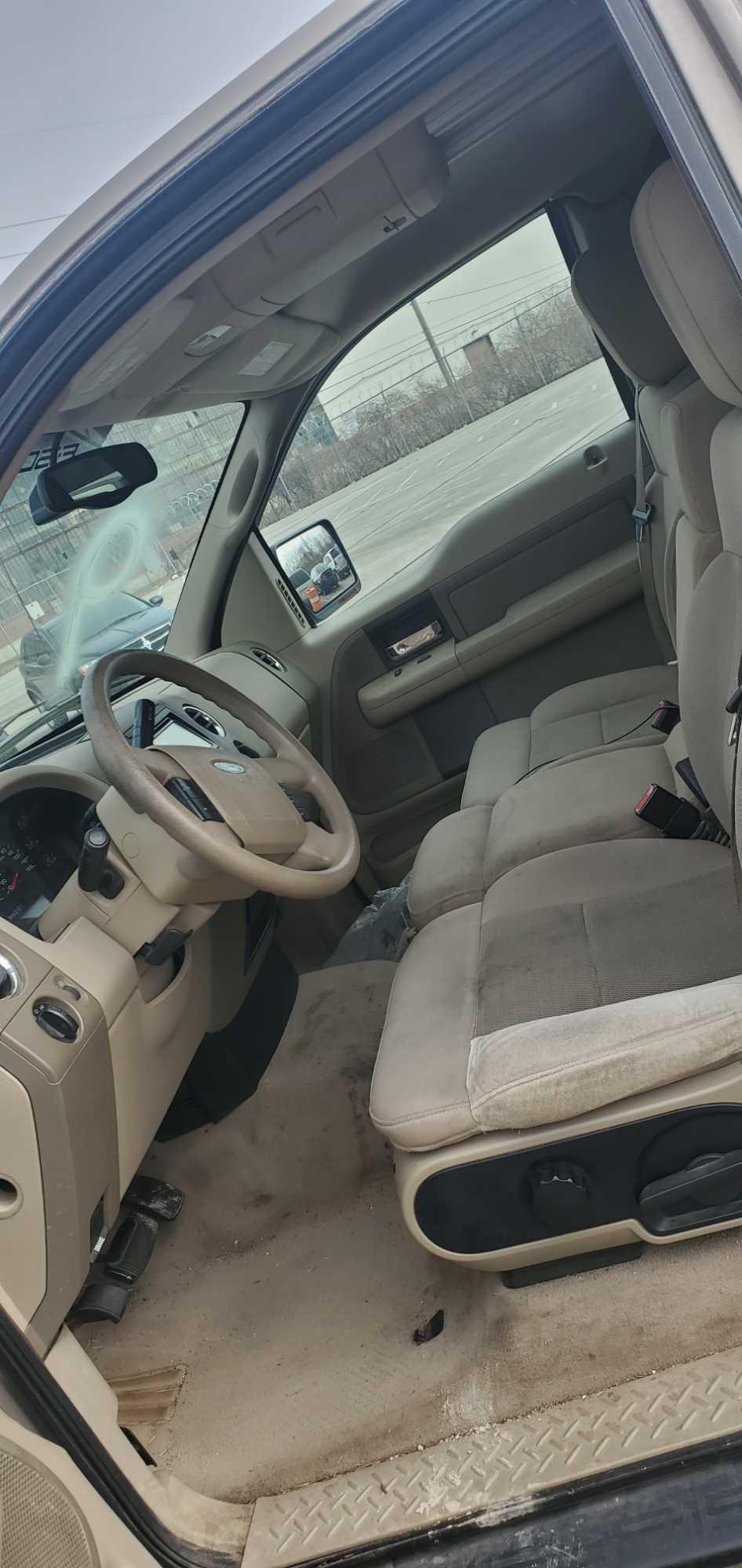 2004 Beige Ford F-150