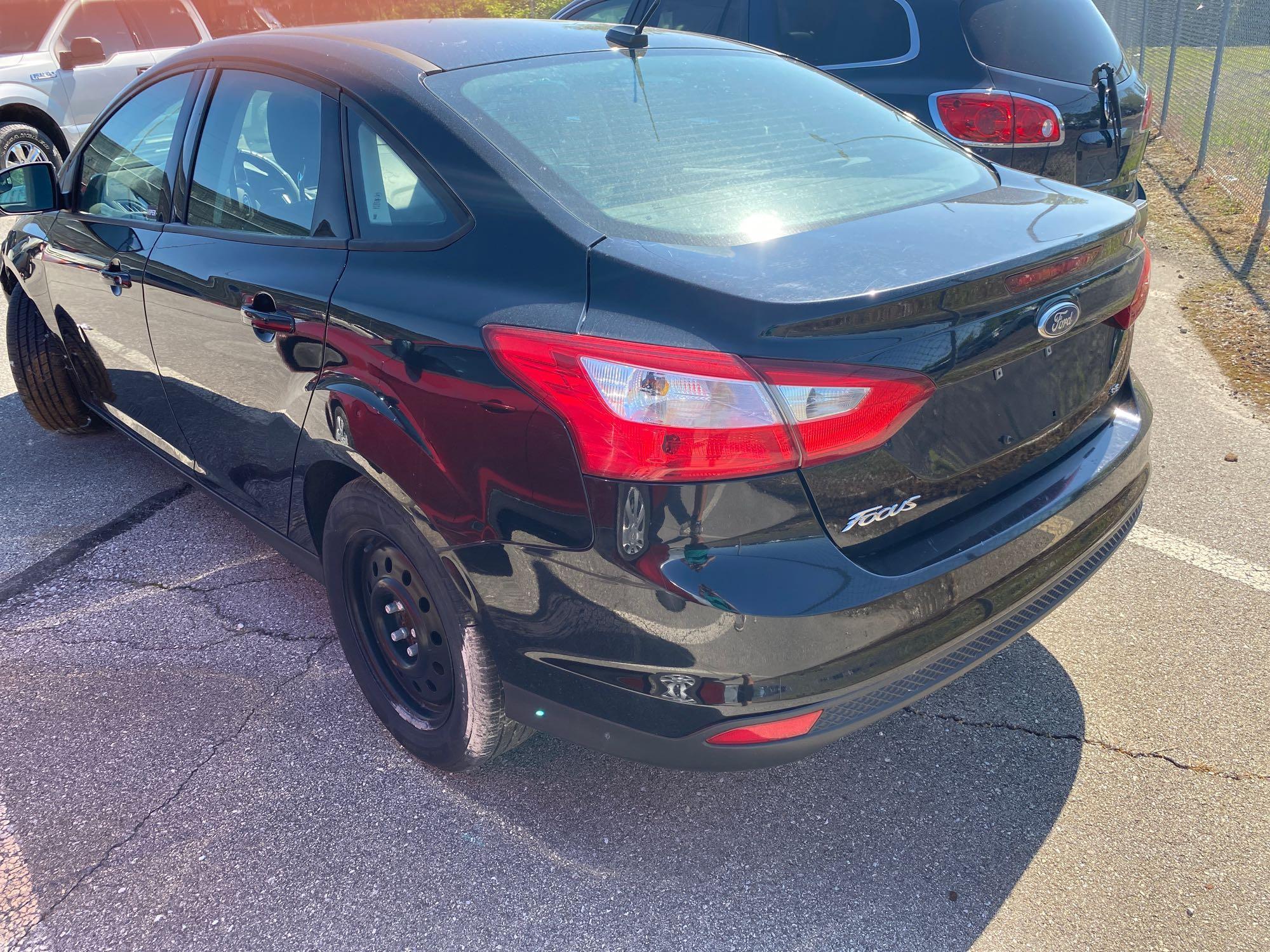 2012 Black Ford Focus