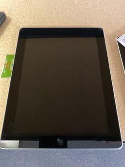 C- Apple IPad