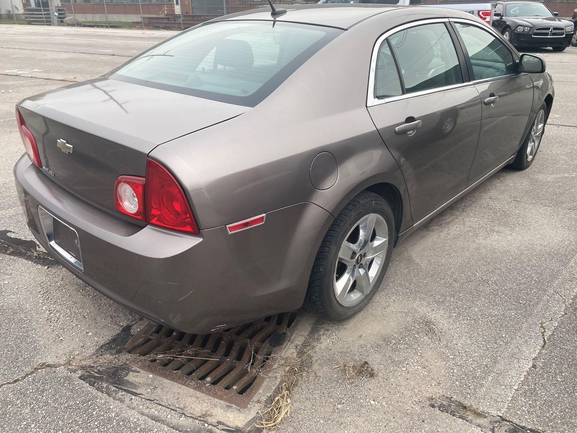 2010 Silver Chevy Malibu