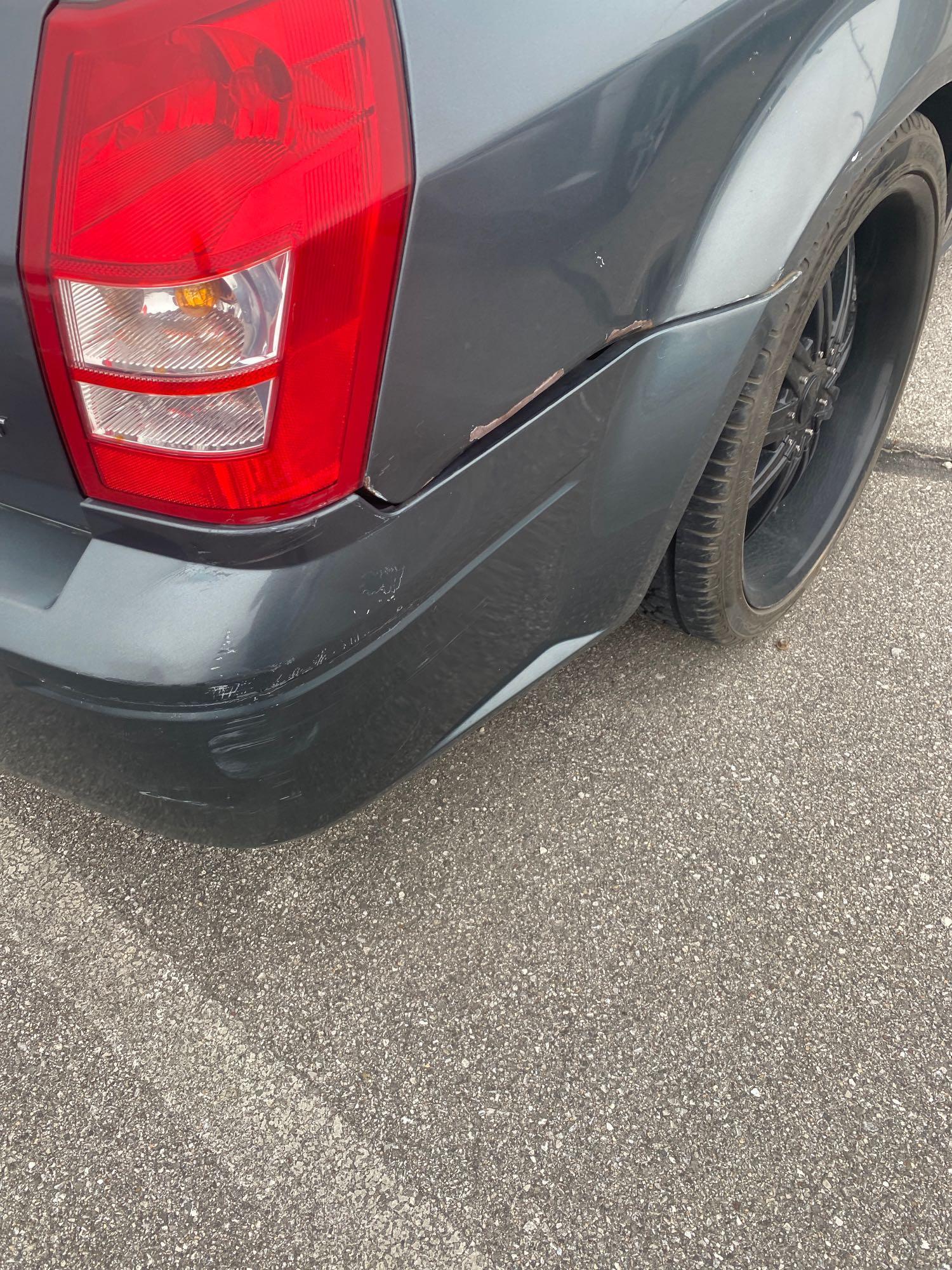 2005 Green/Blue Dodge Magnum