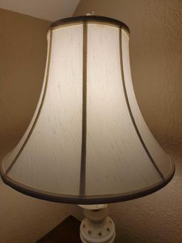 BR-1 Porcelain/Frosted Glass Decorative Lamp