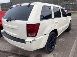 2006 White Jeep Grand Cherokee