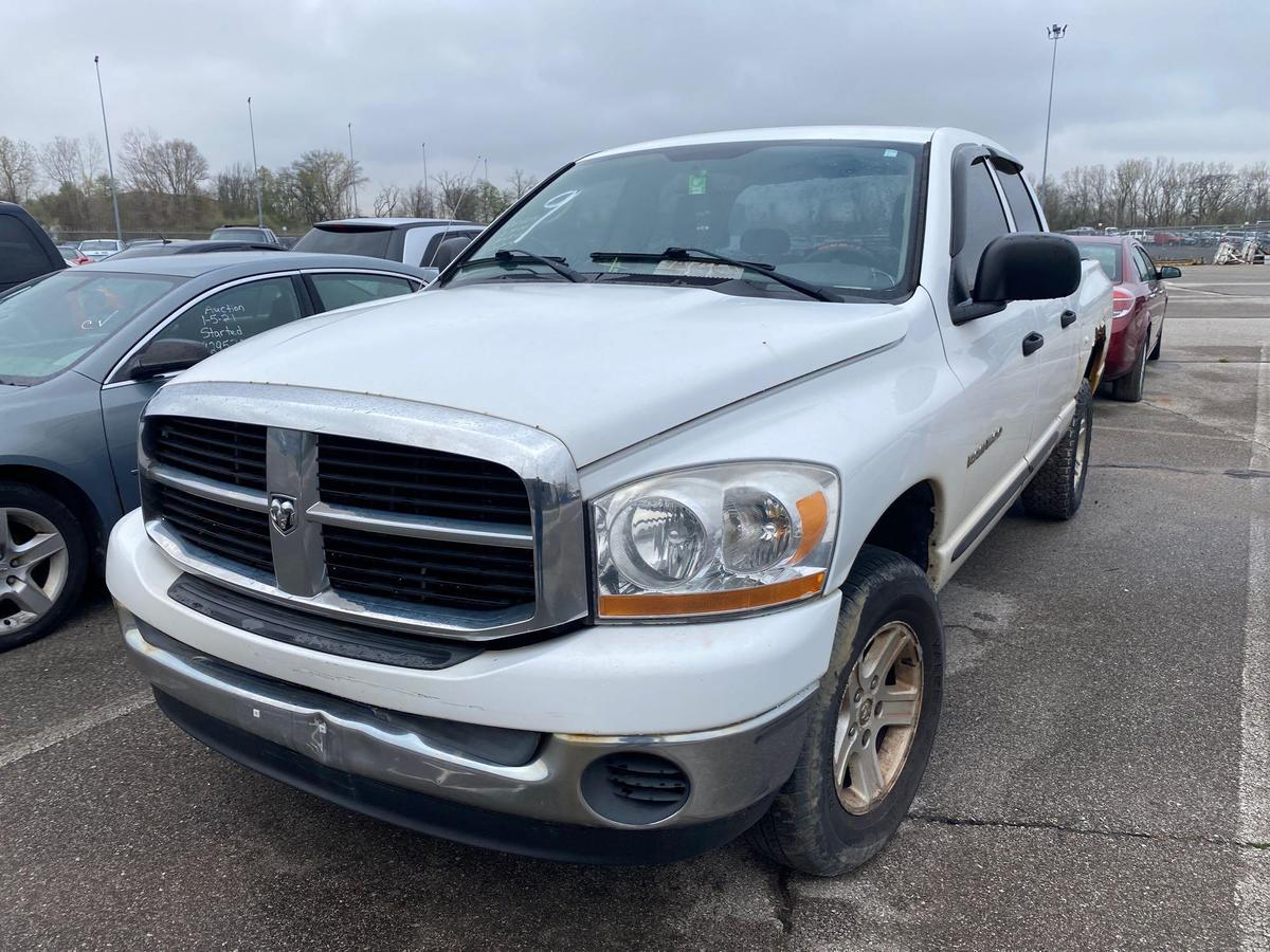 2006 White Dodge Ram