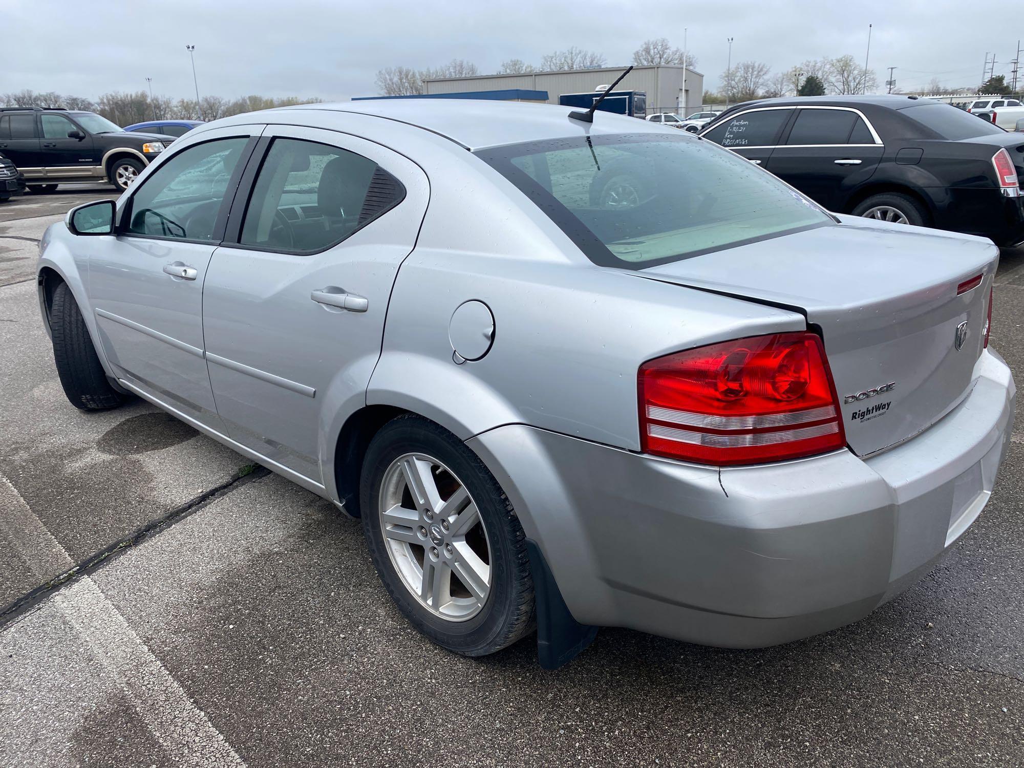 2010 Silver Dodge Avenger