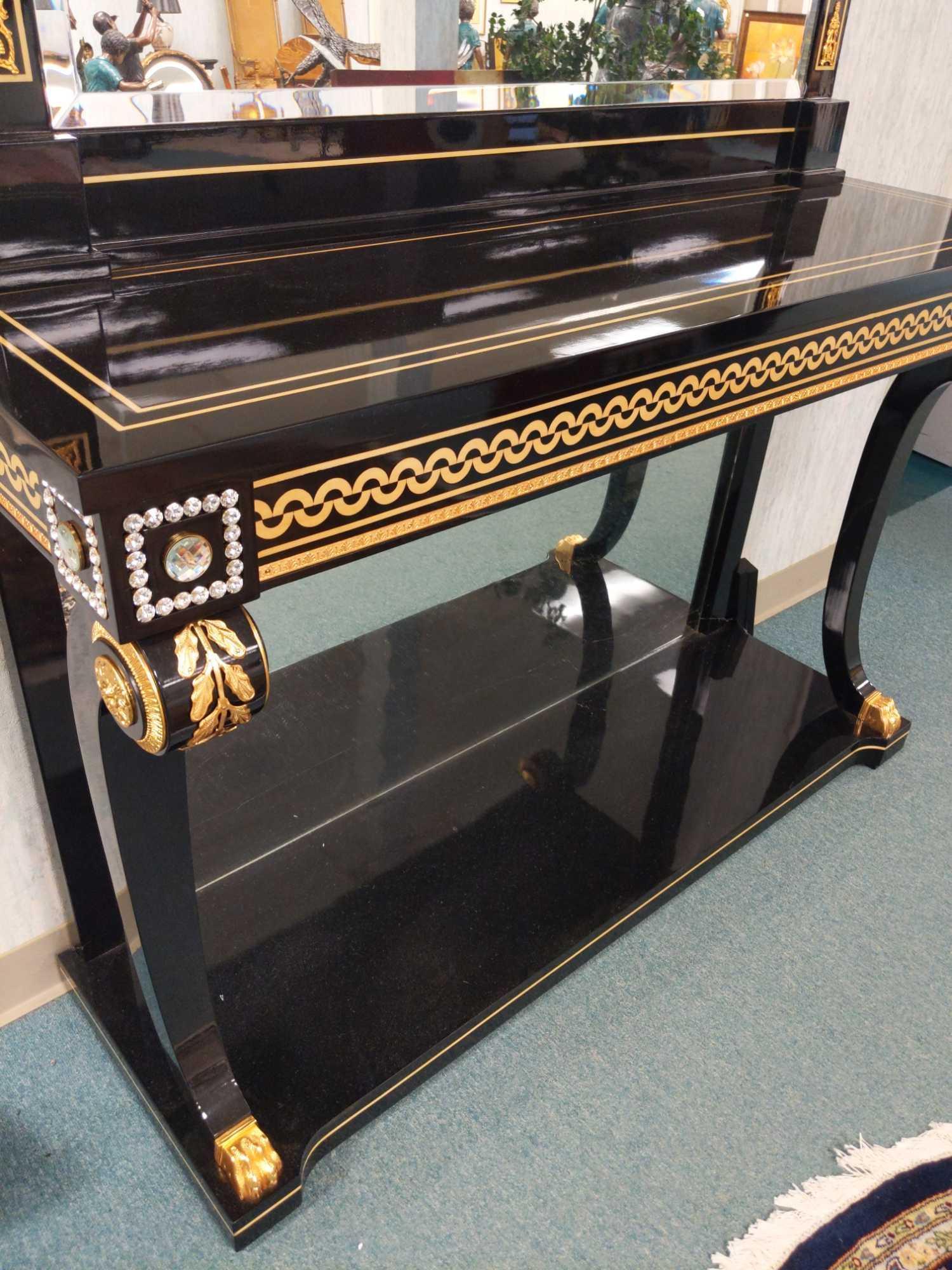 R1- Black Mirrored Entryway Table