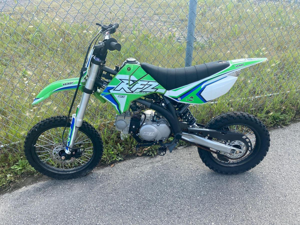 2020 White/Green APSP Motorcycle