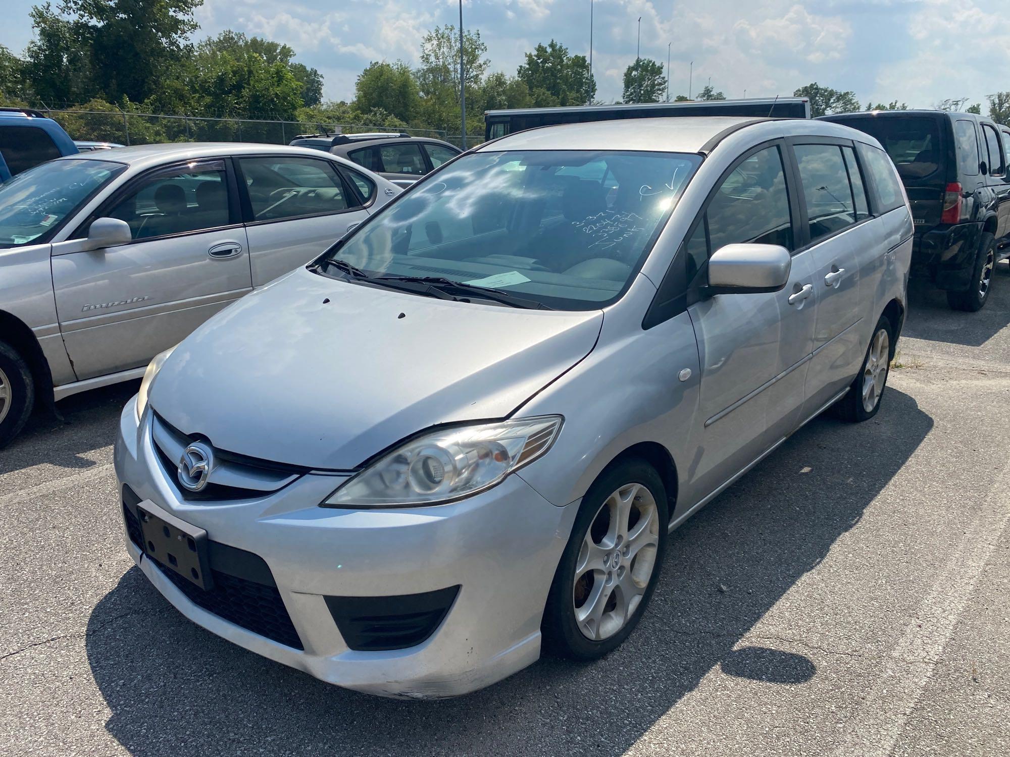 2009 Silver Mazda Mazda5 Van