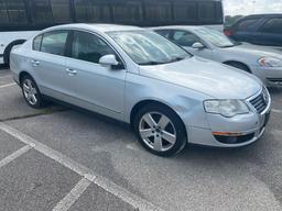 2009 Silver Volkswagen Passat