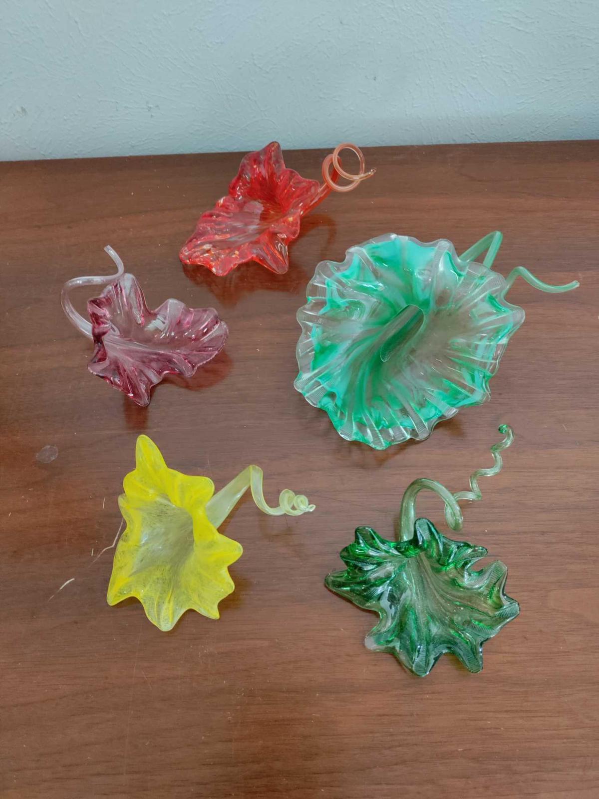 G1- (5) Pieces of Floral Art Glass