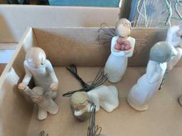 (K)- (9) Willow Tree Figurines