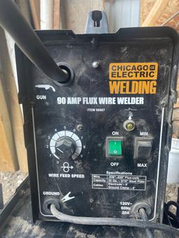 Barn (B)- Chicago Electric Wire Welder