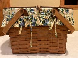 G- Longaberger Picnic Basket With Liner