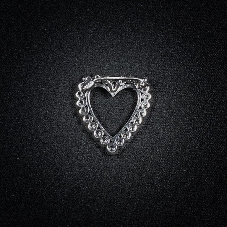 2.7 DWT 14 KT White-Gold Heart Pendant w/ Dimd