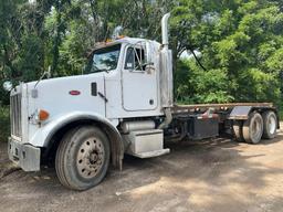 2004 Peterbilt rollback truck