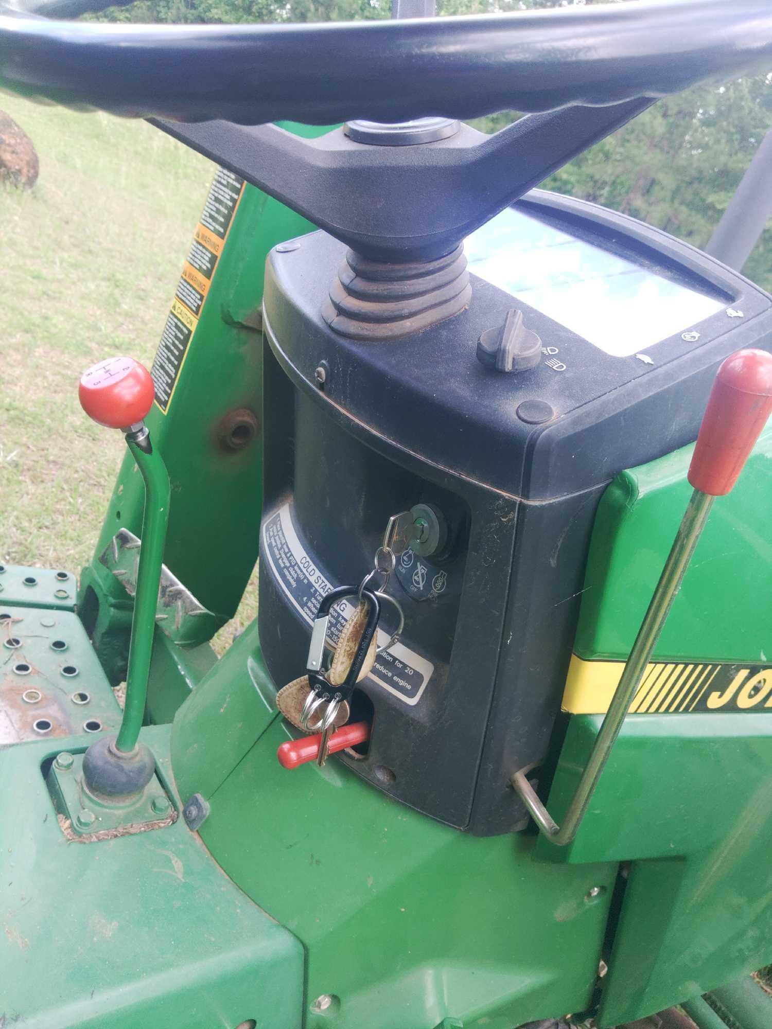 John Deere 1070 4wd tractor with loader