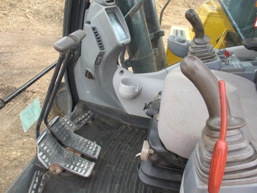 2017 Deere 300G Excavator