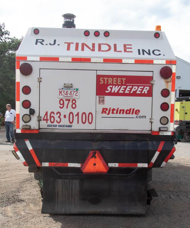 2003 Freightliner FC70 Sweeper Truck