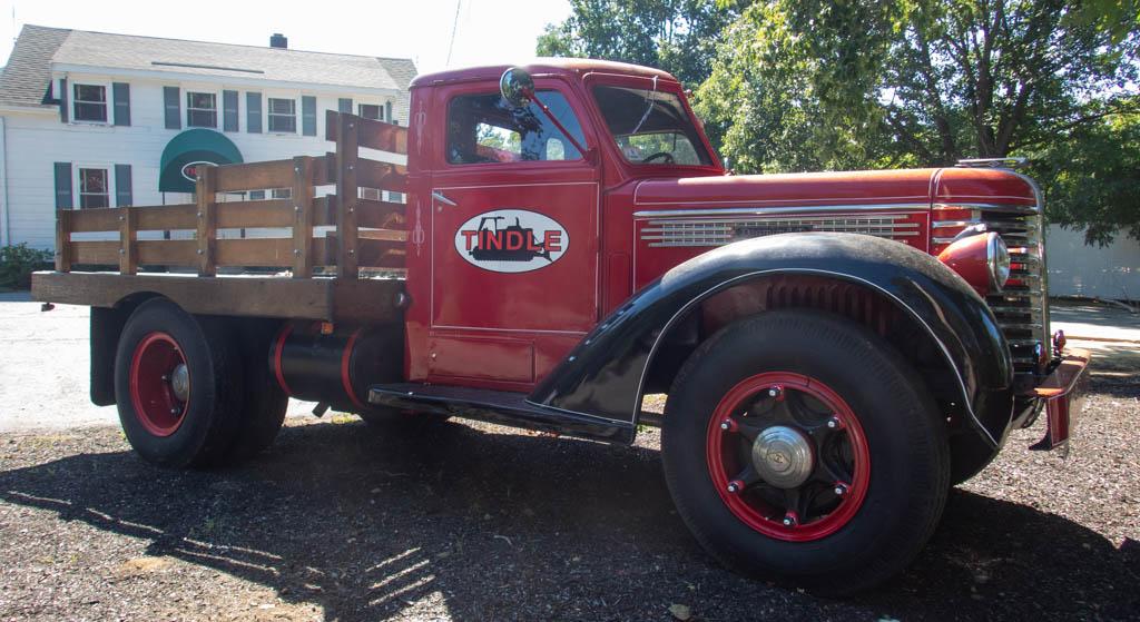 1948 Diamond T Antique Truck