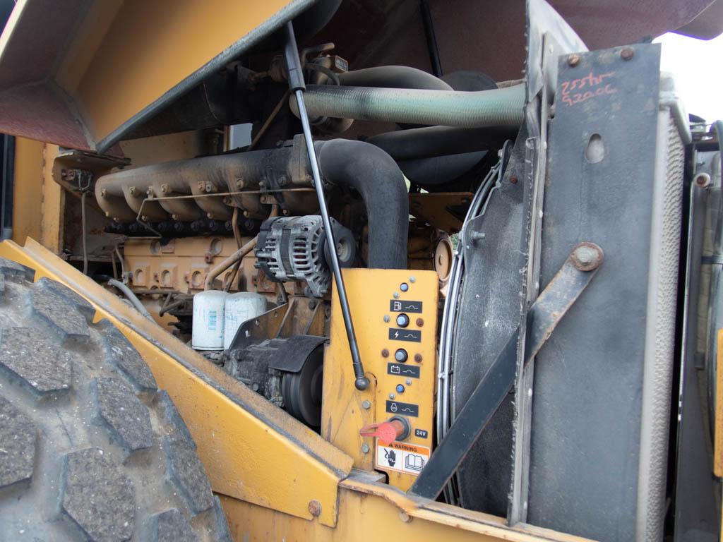 2006 CAT CS-563E Compactor