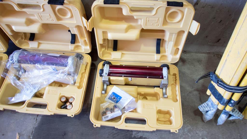 Topcon RL-200 25 Rotating Laser unit with (2) Lasers