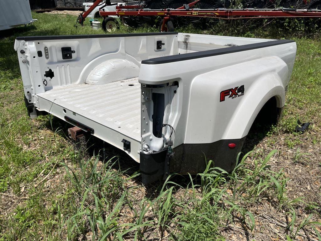 White/Tan Ford Dually Bed