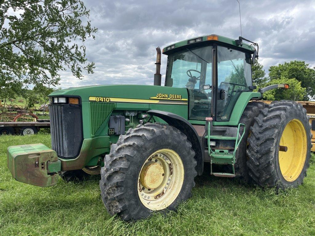 John Deere 8410 Tractor