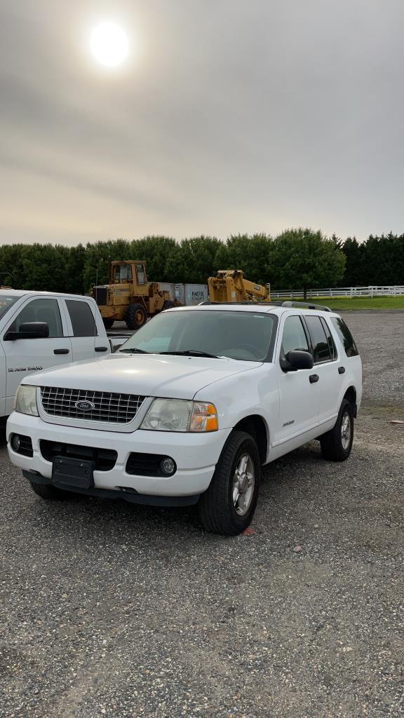 2004 Ford Explorer